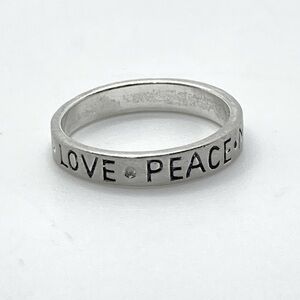 Vtg Sterling Silver Enraved ‘ Peace Love Mind Body Spirit ‘ Simple Band Sz 7.5